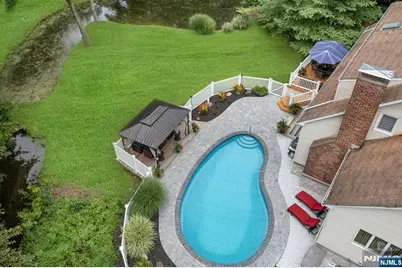 25 Bryers Lane, Upper Saddle River, NJ 07458 - Photo 31