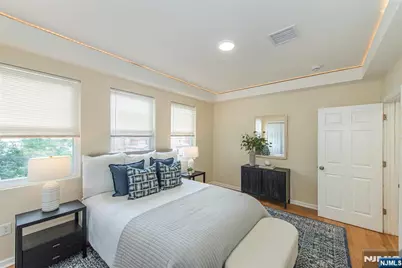 25 Cloverhill Place, Montclair, NJ 07042 - Photo 25