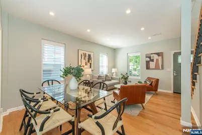25 Cloverhill Place, Montclair, NJ 07042 - Photo 7