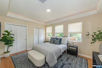 25 Cloverhill Place, Montclair, NJ 07042 - Photo 23
