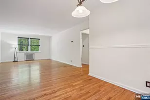 349 Bloomfield 53, Verona, NJ 07044 - Photo 7