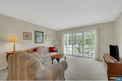 631 Plum Terrace, Mahwah, NJ 07430 - Photo 5