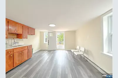 244 Lincoln Avenue, Cliffside Park, NJ 07010 - Photo 29