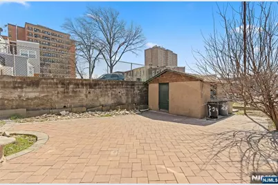 244 Lincoln Avenue, Cliffside Park, NJ 07010 - Photo 37