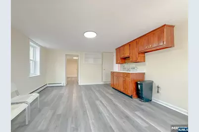 244 Lincoln Avenue, Cliffside Park, NJ 07010 - Photo 27