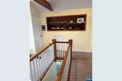422 2nd Avenue, Lyndhurst Township, NJ 07071 - Photo 11