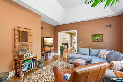 696 Saddle River Road, Ho Ho Kus, NJ 07423 - Photo 5