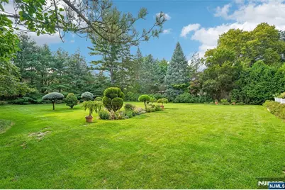 696 Saddle River Road, Ho Ho Kus, NJ 07423 - Photo 31