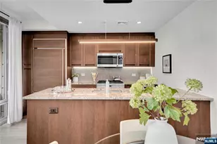 1000 Ave At Port Imperial 102, Weehawken, NJ 07086 - Photo 9