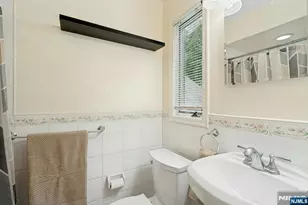 60 Sunnyside Rd, Mahwah, NJ 07430 - Photo 25
