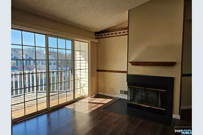 877 Juniper Way 877 #877, Mahwah, NJ 07430 - Photo 5