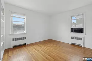 378 Riverside Ave, Rutherford, NJ 07070 - Photo 17