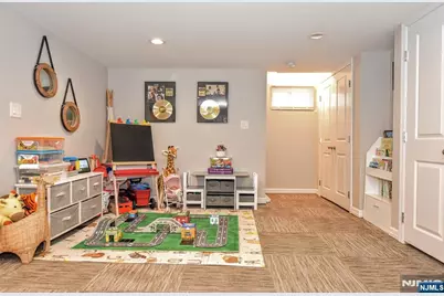 113 Grove Street, Waldwick, NJ 07463 - Photo 33