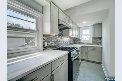27 Honiss Street, Belleville, NJ 07109 - Photo 25