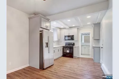 27 Honiss Street, Belleville, NJ 07109 - Photo 11