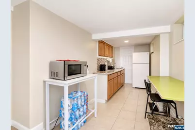 27 Honiss Street, Belleville, NJ 07109 - Photo 29