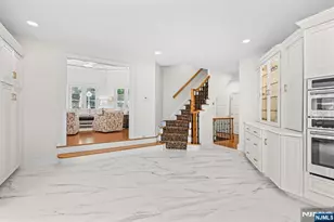 27 Shinnecock Trail, Franklin Lakes, NJ 07417 - Photo 11