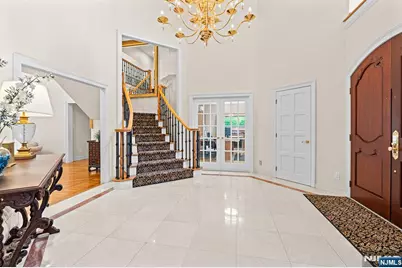 27 Shinnecock Trail, Franklin Lakes, NJ 07417 - Photo 5