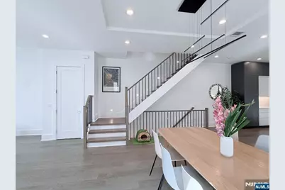 1656 Maple Street, Fort Lee, NJ 07024 - Photo 9