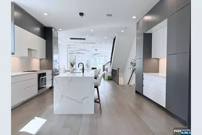 1656 Maple Street, Fort Lee, NJ 07024 - Photo 11