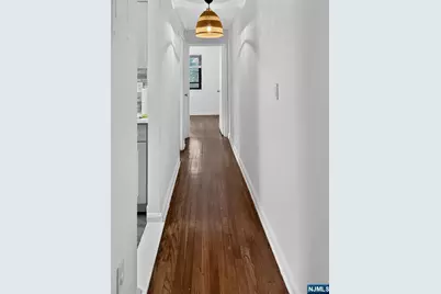 2339 Hudson Terrace C7 #C7, Fort Lee, NJ 07024 - Photo 5