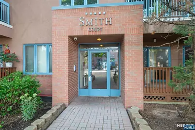 304 Smith Court 304 #304, Edgewater, NJ 07020 - Photo 31