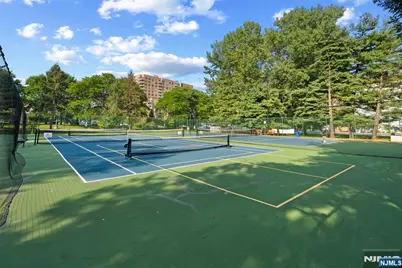 304 Smith Court 304 #304, Edgewater, NJ 07020 - Photo 45