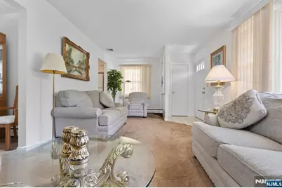 74 Farmingdale Road, Wayne, NJ 07470 - Photo 7