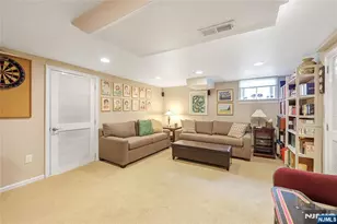 152 Coles Ave, Hackensack, NJ 07601 - Photo 23