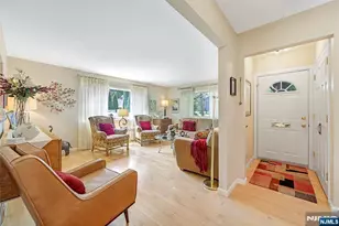 152 Coles Ave, Hackensack, NJ 07601 - Photo 7