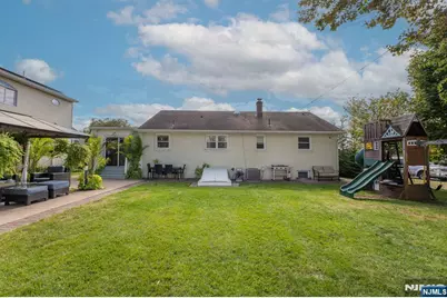 10 Homestead Road, Elmwood Park, NJ 07407 - Photo 37