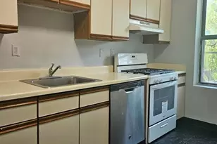 26 Spring Dell 3C, Rutherford, NJ 07070 - Photo 3