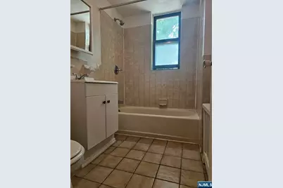 26 Spring Dell 3C #3C, Rutherford, NJ 07070 - Photo 11