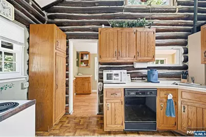 13 Woodside Drive, West Milford, NJ 07480 - Photo 15