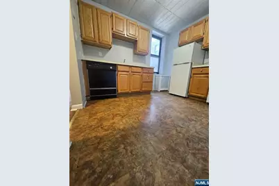 26 Spring Dell 7B #7B, Rutherford, NJ 07070 - Photo 3