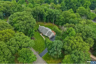 662 Juniper Place, Franklin Lakes, NJ 07417 - Photo 33