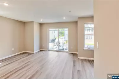 62 Columbia Avenue, Newark, NJ 07106 - Photo 17
