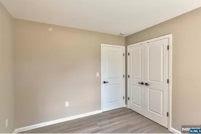 62 Columbia Avenue, Newark, NJ 07106 - Photo 39