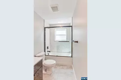 62 Columbia Avenue, Newark, NJ 07106 - Photo 21