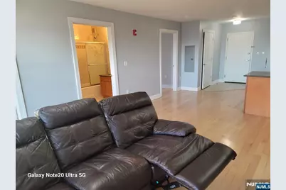 411 E Brinkerhoff Avenue 111 #111, Palisades Park, NJ 07650 - Photo 9
