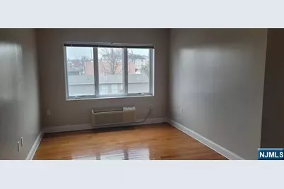 411 E Brinkerhoff Avenue 111 #111, Palisades Park, NJ 07650 - Photo 19