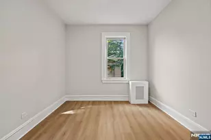 28 Riverside Pl 1, Garfield, NJ 07026 - Photo 23