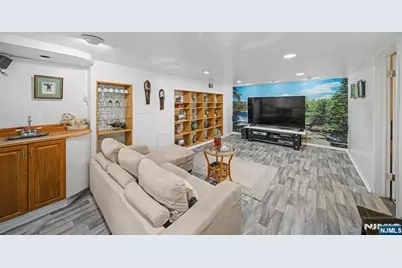 26 Day Avenue, Tenafly, NJ 07670 - Photo 29