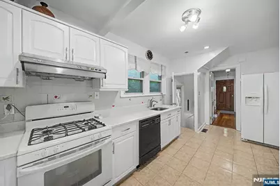 26 Day Avenue, Tenafly, NJ 07670 - Photo 15