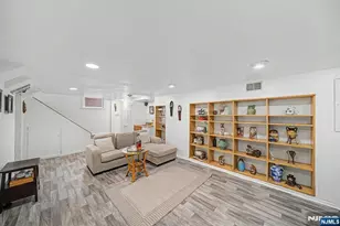 26 Day Ave, Tenafly, NJ 07670 - Photo 31