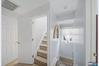 26 Day Avenue, Tenafly, NJ 07670 - Photo 21