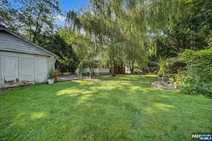 26 Day Ave, Tenafly, NJ 07670 - Photo 45