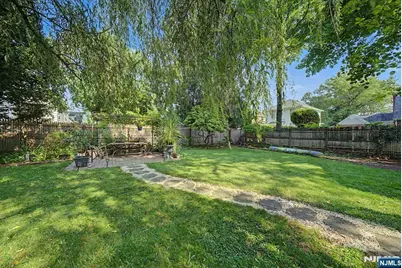 26 Day Avenue, Tenafly, NJ 07670 - Photo 43
