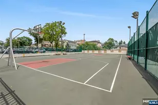 555 North Ave 8N, Fort Lee, NJ 07024 - Photo 21