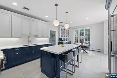 70 McElroy Avenue, Fort Lee, NJ 07024 - Photo 21